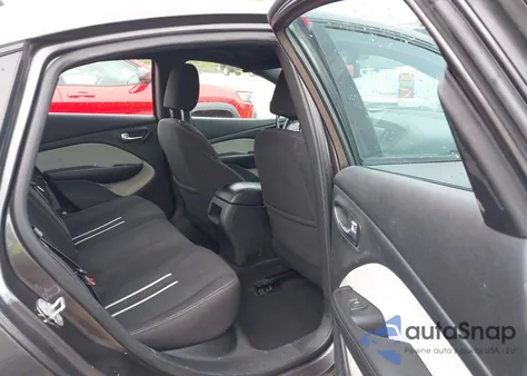 2014 Dodge Dart Sxt из США, поврежденный, VIN 1C3CDFBB6ED743771